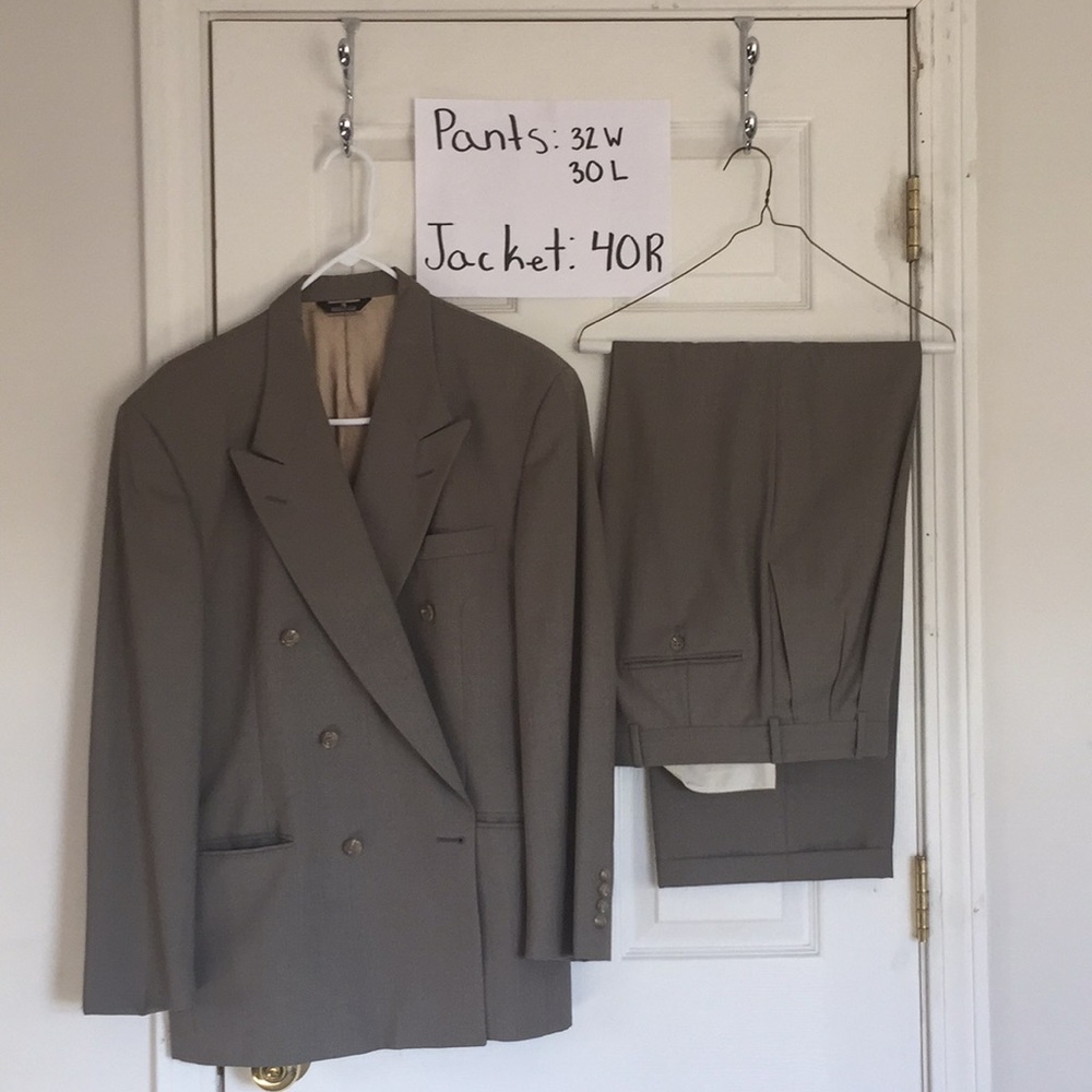 Men’s suit